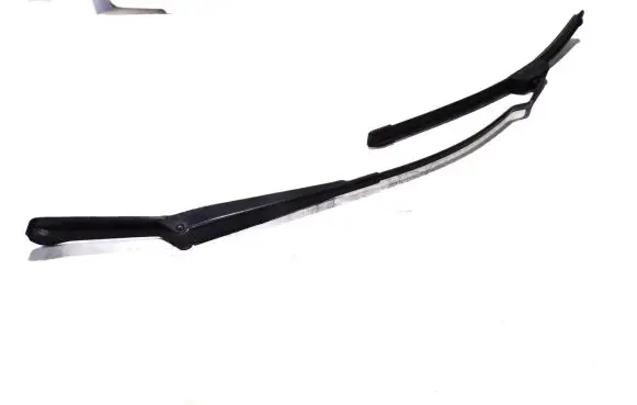 Volkswagen Transporter - Caravelle T4 Front wiper blade arm 701955410A