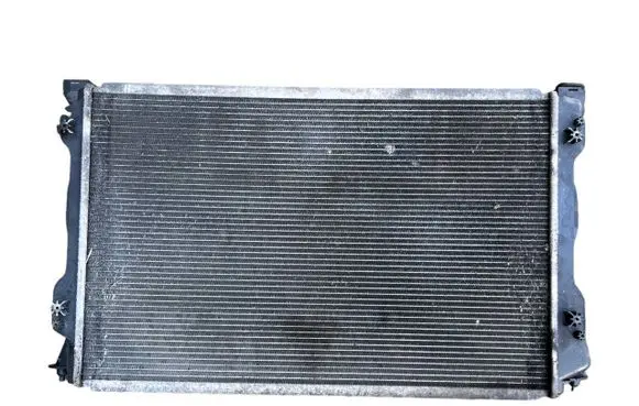 Audi A6 S6 C6 4F Coolant radiator