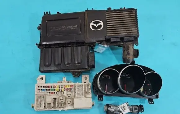 Mazda 3 I Engine control unit/module ECU 279721-3990 IMPRK1512479