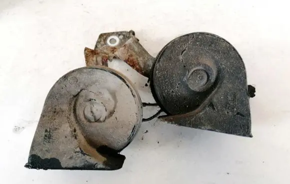 Ford Mondeo Mk III Horn signal e30055306 e355306