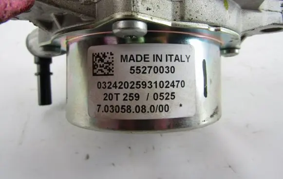 Fiat Panda III Vacuum pump 55270030