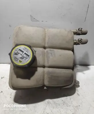 Mazda 3 I Coolant expansion tank/reservoir 3M5H8K218