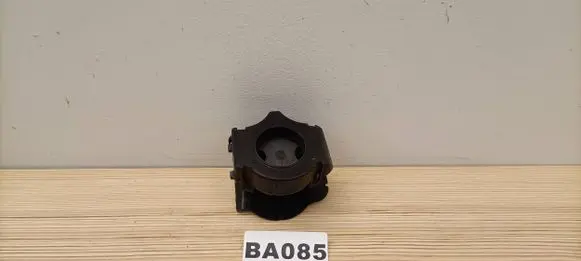 BMW 3 E90 E91 Other cylinder head part 7799139