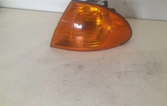 Front indicator light