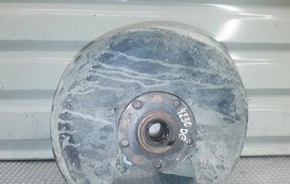 Audi A6 S6 C6 4F Rear wheel hub spindle/knuckle 
