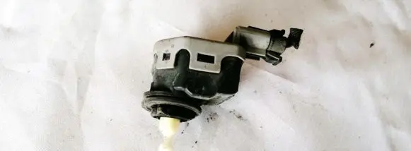 Opel Astra G Headlight level adjustment motor 90590665