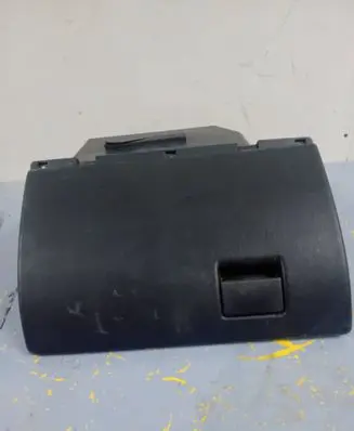 Opel Astra G Glove box 90561334 50847