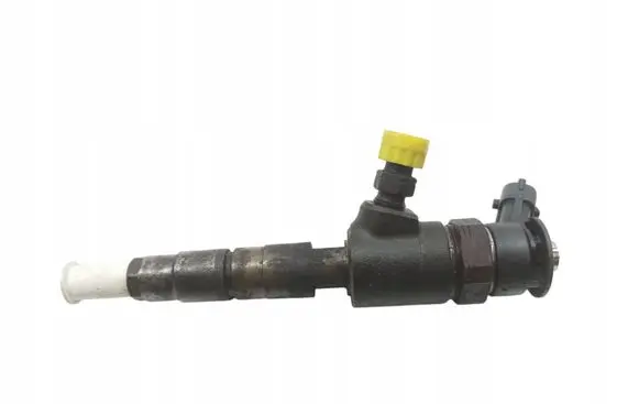 Fuel injector