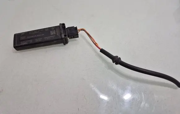 Porsche Macan (95B) Tire pressure sensor 7PP907273D 95B907324