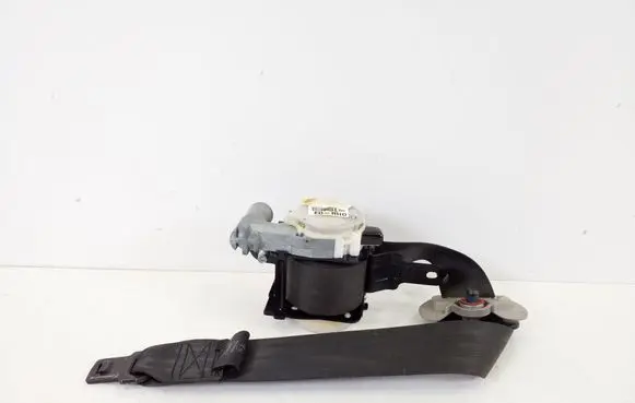 KIA Sportage Front seatbelt 888203U200