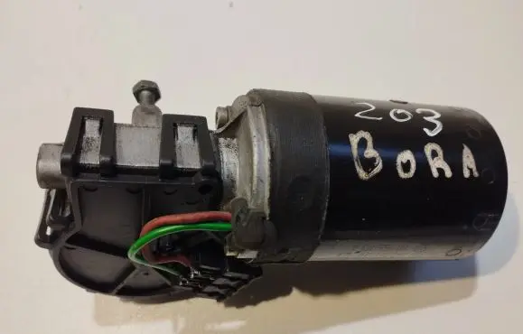 Volkswagen Bora Wiper motor 1J1955113A 0390241151