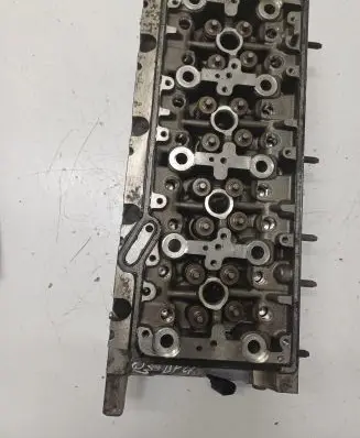 Volkswagen Tiguan Engine head 04L103373E