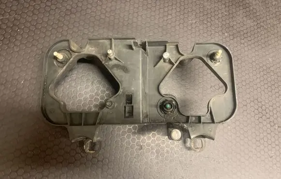 Jaguar XJ X300 Headlight/headlamp mounting bracket 88201520 88201689