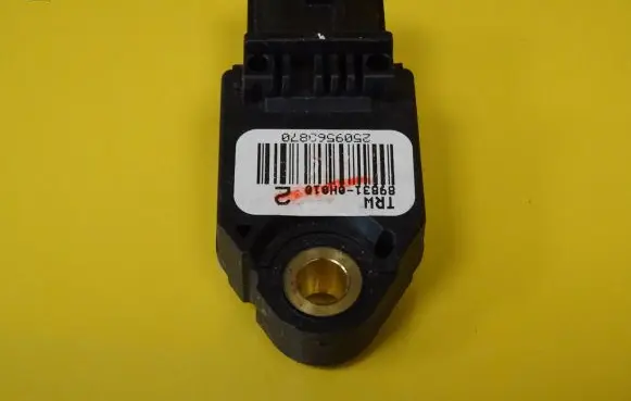Toyota Yaris Airbag deployment crash/impact sensor 89831-0H010