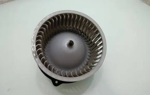 Heater fan/blower