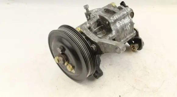 BMW 5 F10 F11 Power steering pump 6798665