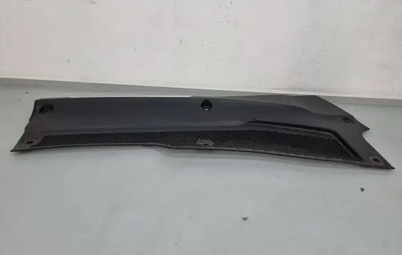Land Rover Evoque II Wiper trim K8D2021B57AE