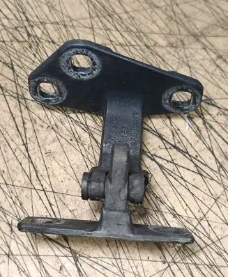 BMW X5 E53 Front door upper hinge ES790403 ES7904 8402