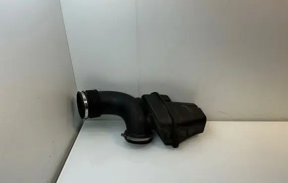 BMW Z4 E85 E86 Air intake duct part 7546115 15574810 70312993