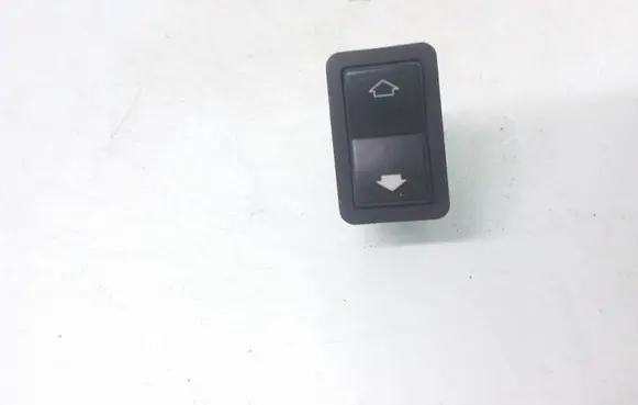 BMW 7 E38 Electric window control switch 8368932