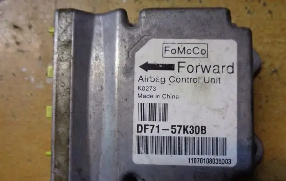 Mazda 2 Airbag control unit/module DF7157K30B