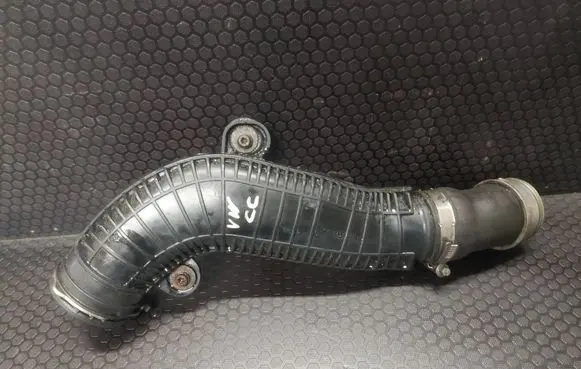Volkswagen PASSAT CC Intercooler hose/pipe 1K0145840R