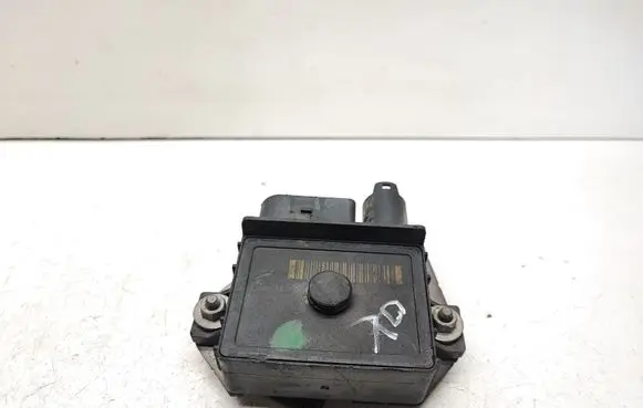 BMW 3 E90 E91 Glow plug pre-heat relay 7798000 0522120102