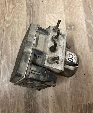 Hyundai Santa Fe ABS Pump ESP4WD SW60303