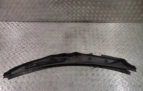 Mercedes-Benz CLS C218 AMG Wiper trim A2128301313