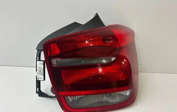 BMW 1 F20 F21 Rear/tail lights 7270096