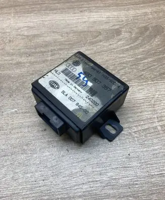 Audi A6 S6 C5 4B Light module LCM 4B0907357 5LA007845