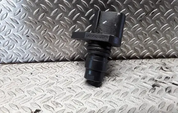 Camshaft position sensor