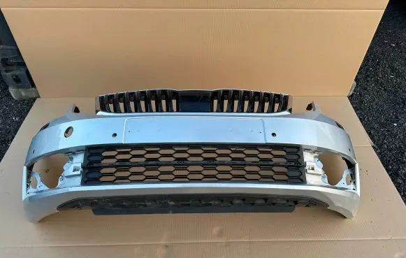 Skoda Octavia Mk3 (5E) Front bumper 5E0807221N