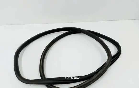 BMW X4 G02 Rubber seal rear door 7416517