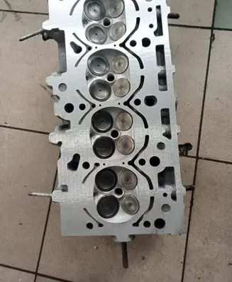 Volkswagen PASSAT B6 Engine head 06D103373AM