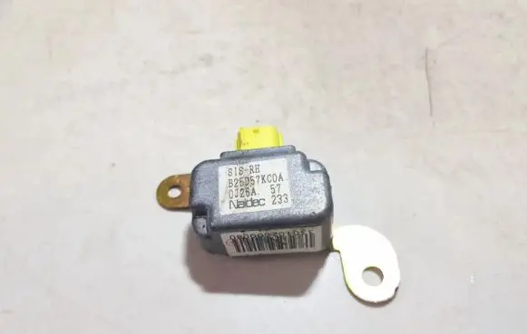 Mazda 323 F Airbag deployment crash/impact sensor b25d57kc0a 0j26a57