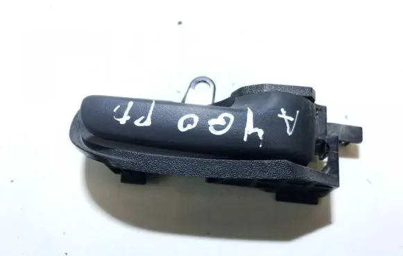 Toyota Yaris Front door interior handle