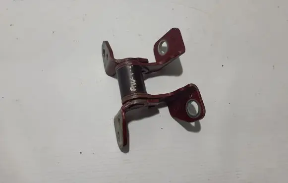 Chrysler Pacifica Front door upper hinge 68269774AA