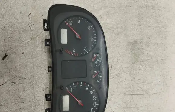Volkswagen Golf IV Speedometer (instrument cluster) 1J0920806E 23090511509 VWZ7Z0E2727524