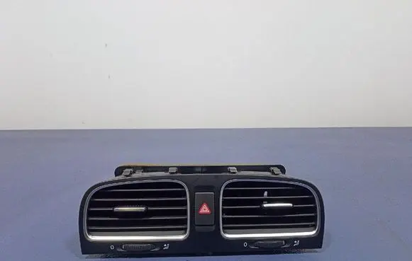 Volkswagen Golf Plus Dashboard side air vent grill/cover trim 5K0819728