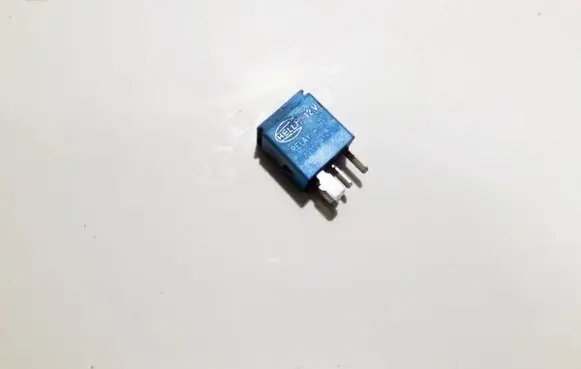 Nissan Almera Tino Other relay 252309f920 4ra007813-03