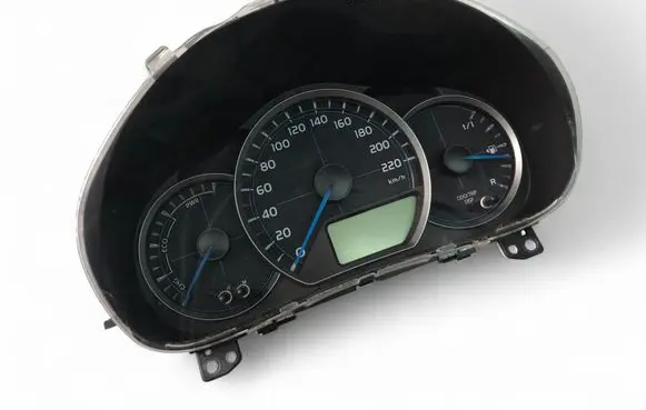 Toyota Yaris Speedometer (instrument cluster) 838000DT70