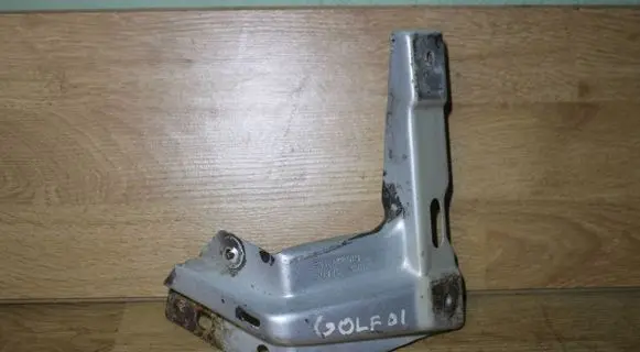Volkswagen Golf IV Fender mounting bracket 1J0821135