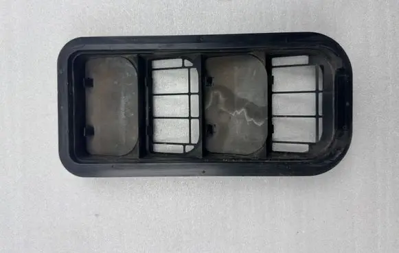 Volkswagen Tiguan Quarter panel pressure vent 7N0819465E 7N0819465