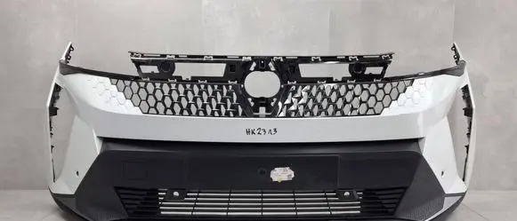 Renault Scenic E-Tech V Front bumper 620263121R