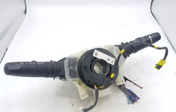 Nissan X-Trail T30 Wiper turn signal indicator stalk/switch 252608H700 255408H700