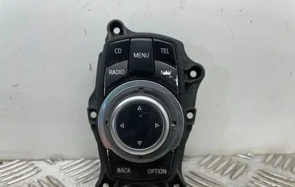 BMW 3 E90 E91 Head unit multimedia control 9249439