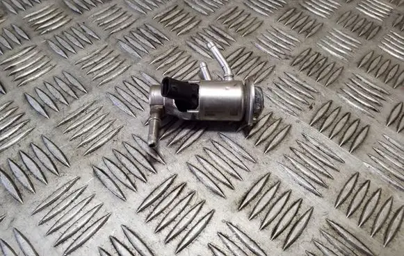 Mercedes-Benz E W213 AdBlue injector A0004904100 A2C95505300