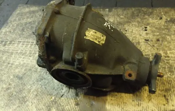 Chrysler 300 - 300C Rear differential P04678032AC
