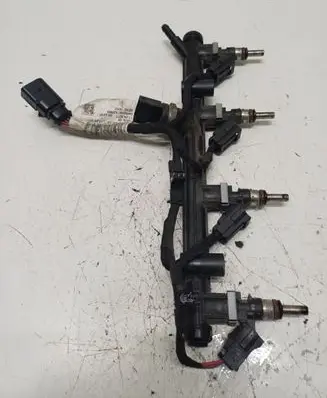 Volkswagen Golf VII Fuel main line pipe 06L971627M